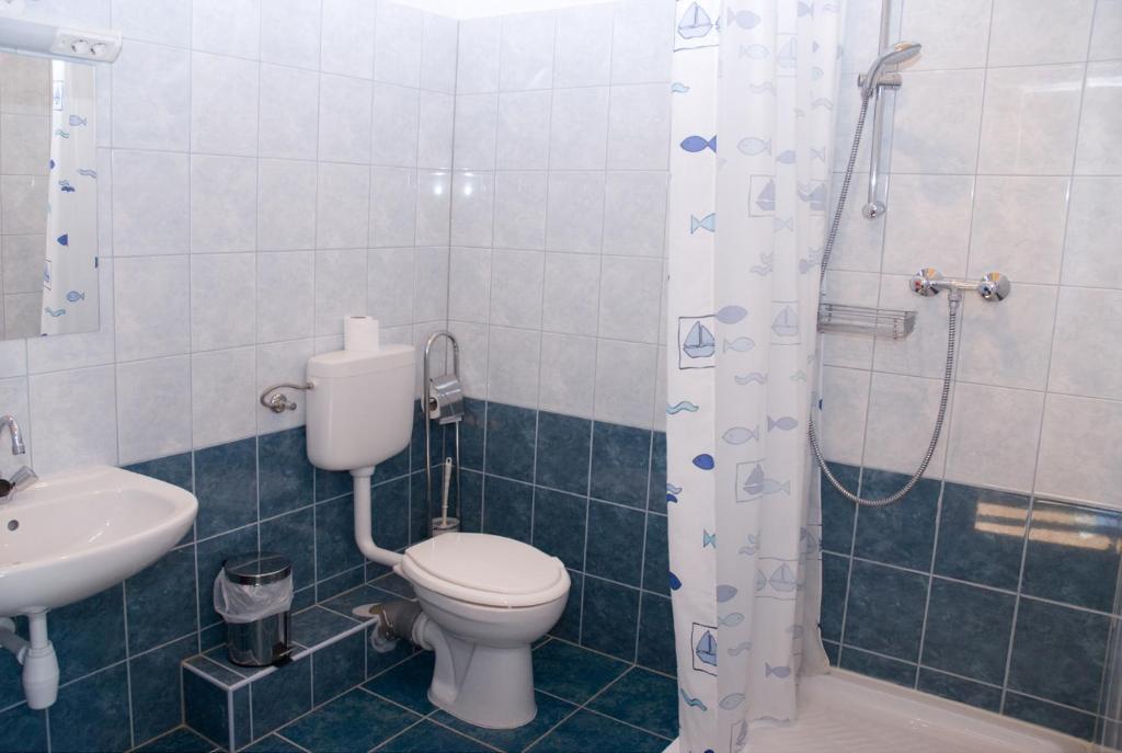 Haramia Csapszek Es Fogado Hotel Szombathely Room photo